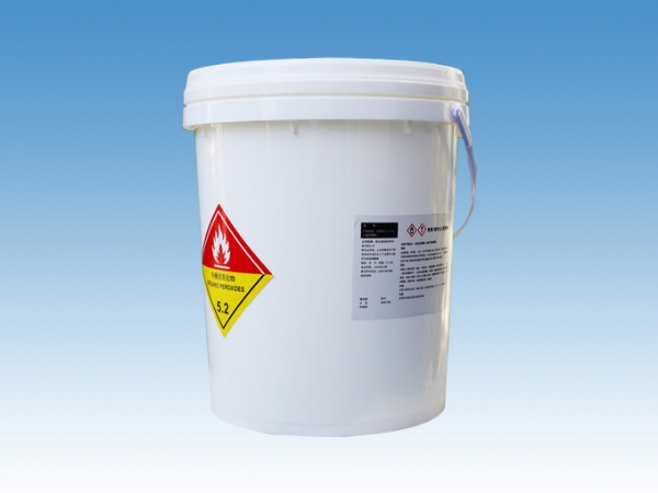 Di-(2,4-dichlorobenzoyl)peroxide-DCBP